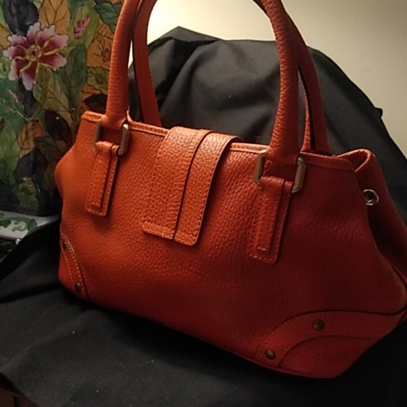 Authintic BURBERRY HAND BAG - Picture 3 of 8